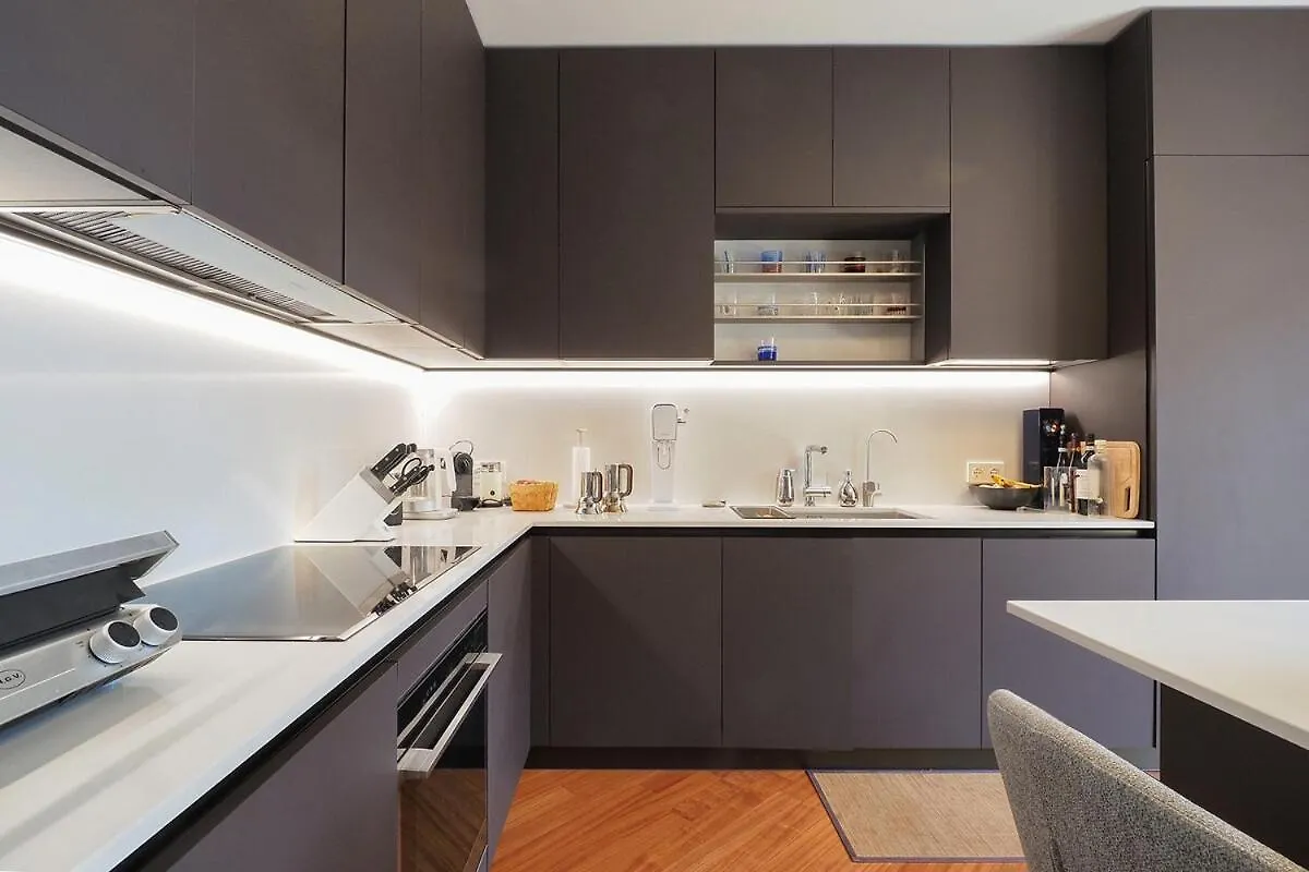 Apartment Bright Three Bedroom With Balconies Porta Romana Milan Italy